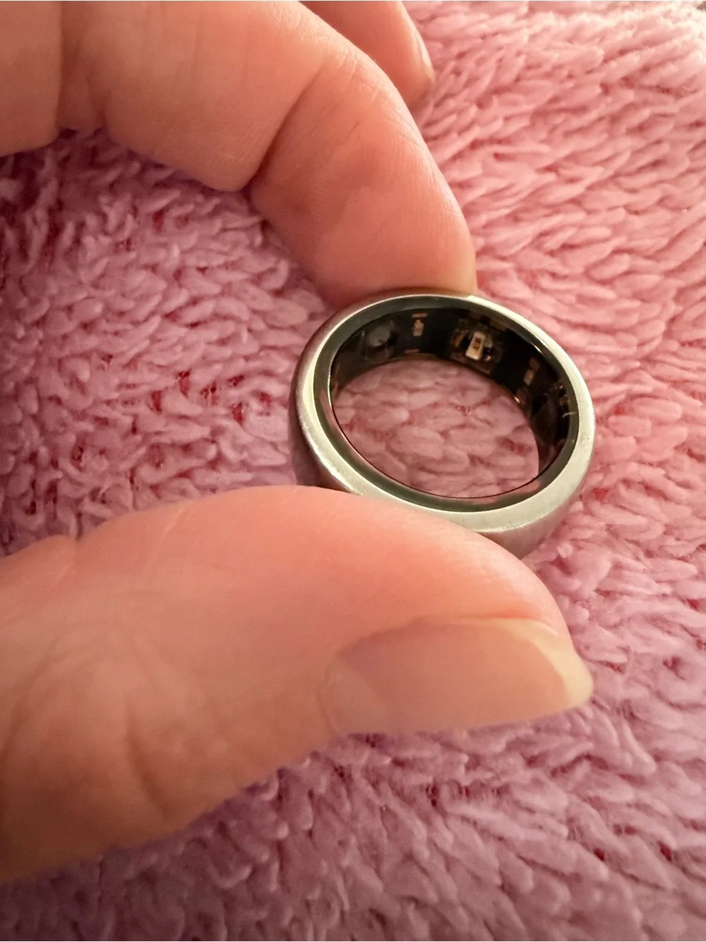 Oura ring Gen 3 silver size 7